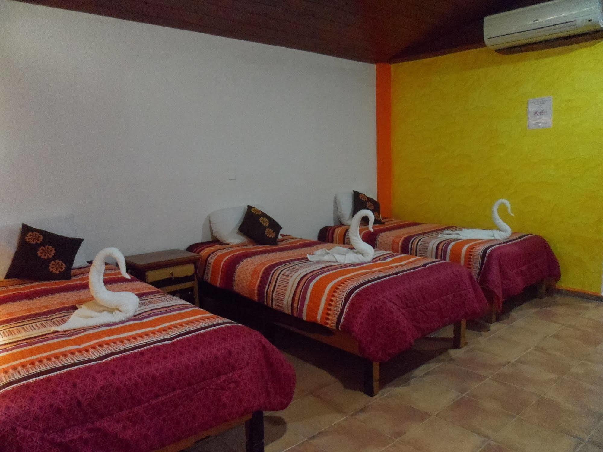 Hotel El Hormiguero Playa del Carmen Exteriér fotografie