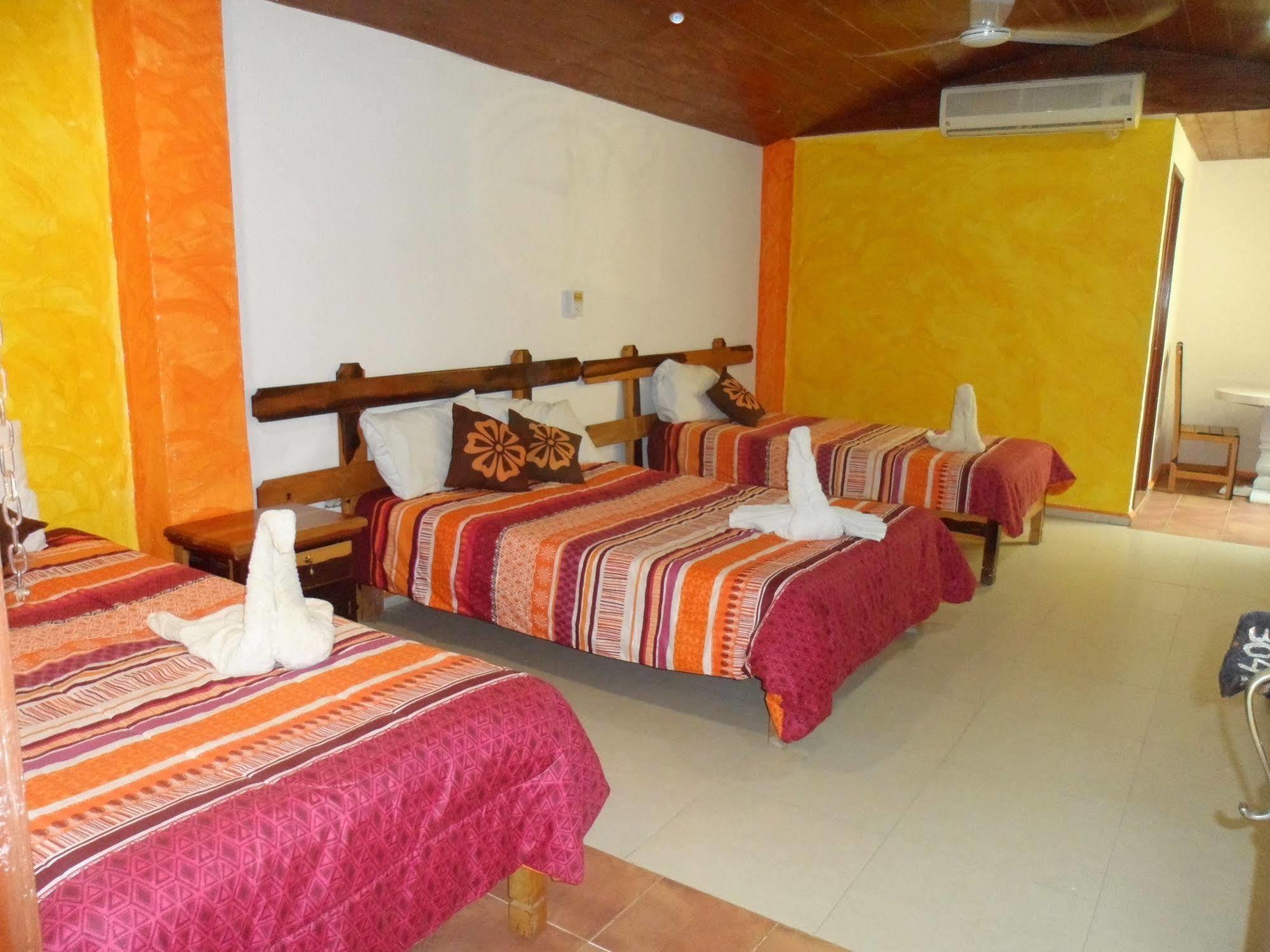 Hotel El Hormiguero Playa del Carmen Exteriér fotografie